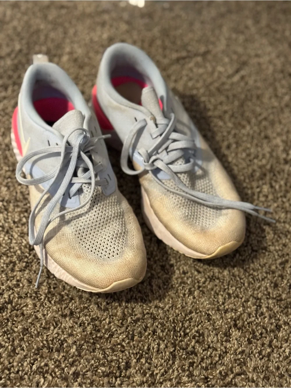 Nike Light Gray Sneakers with Pink Inner Lining